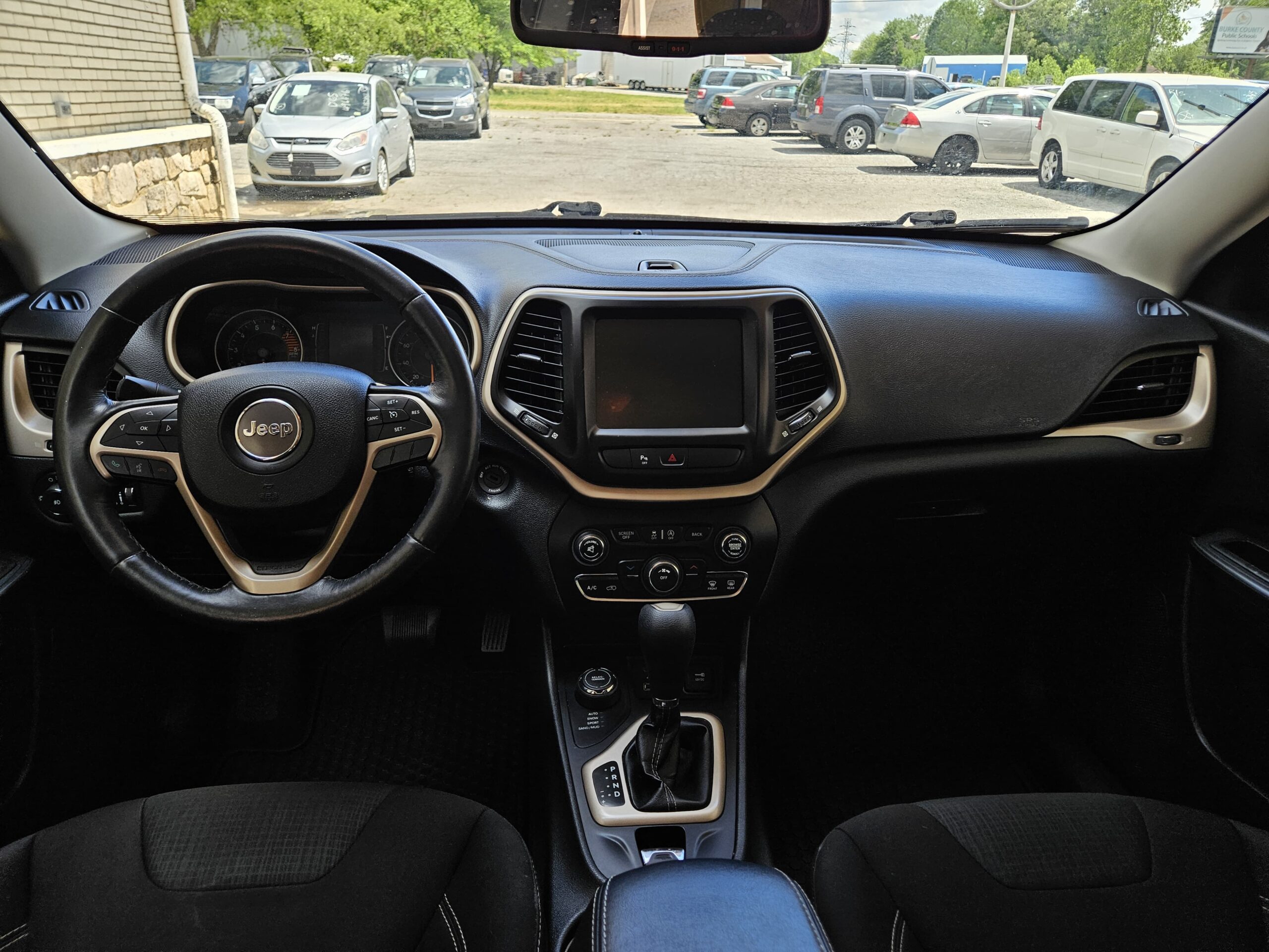 
								2016 Jeep Cherokee full									