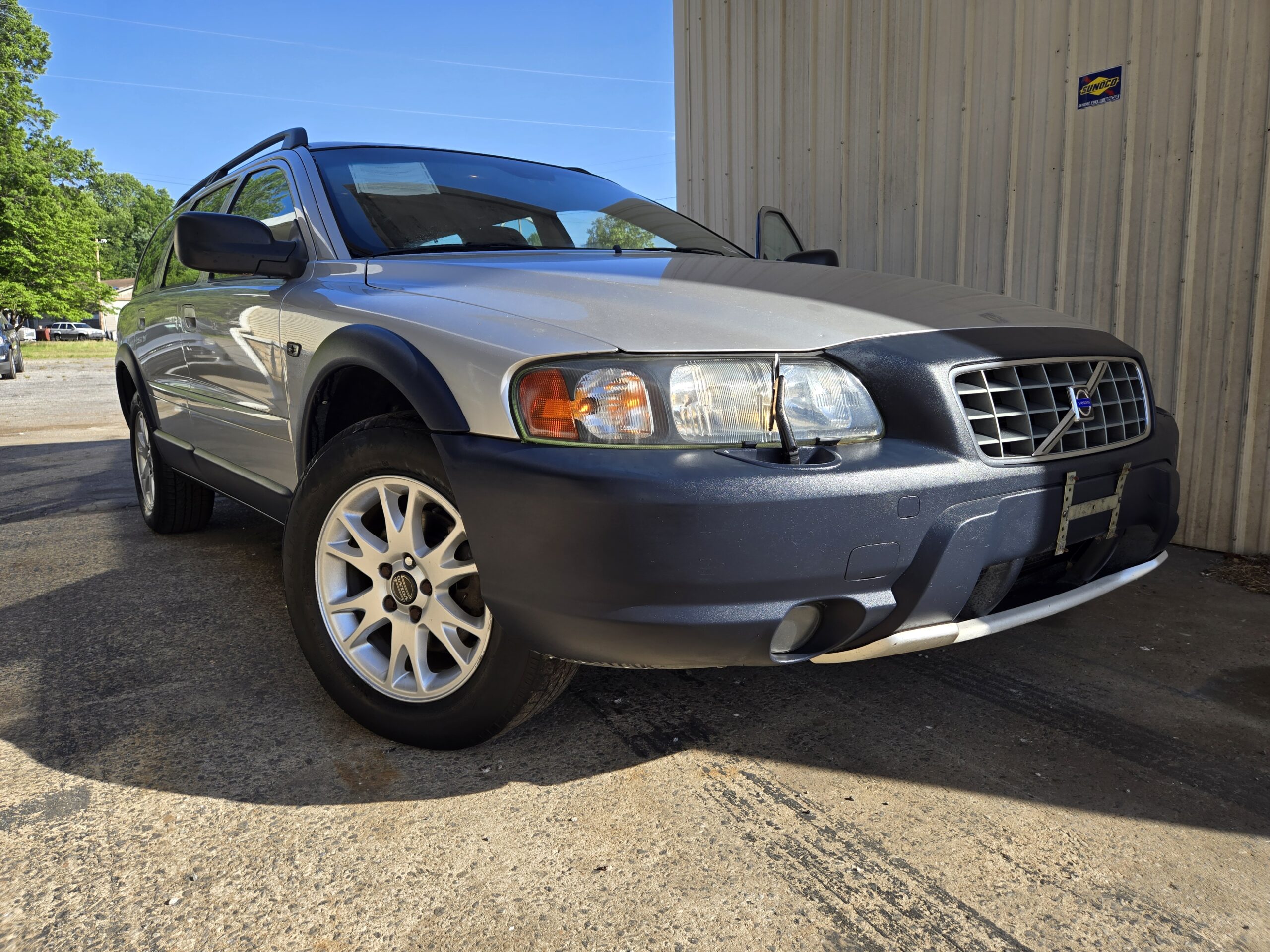 2004 Volvo XC70