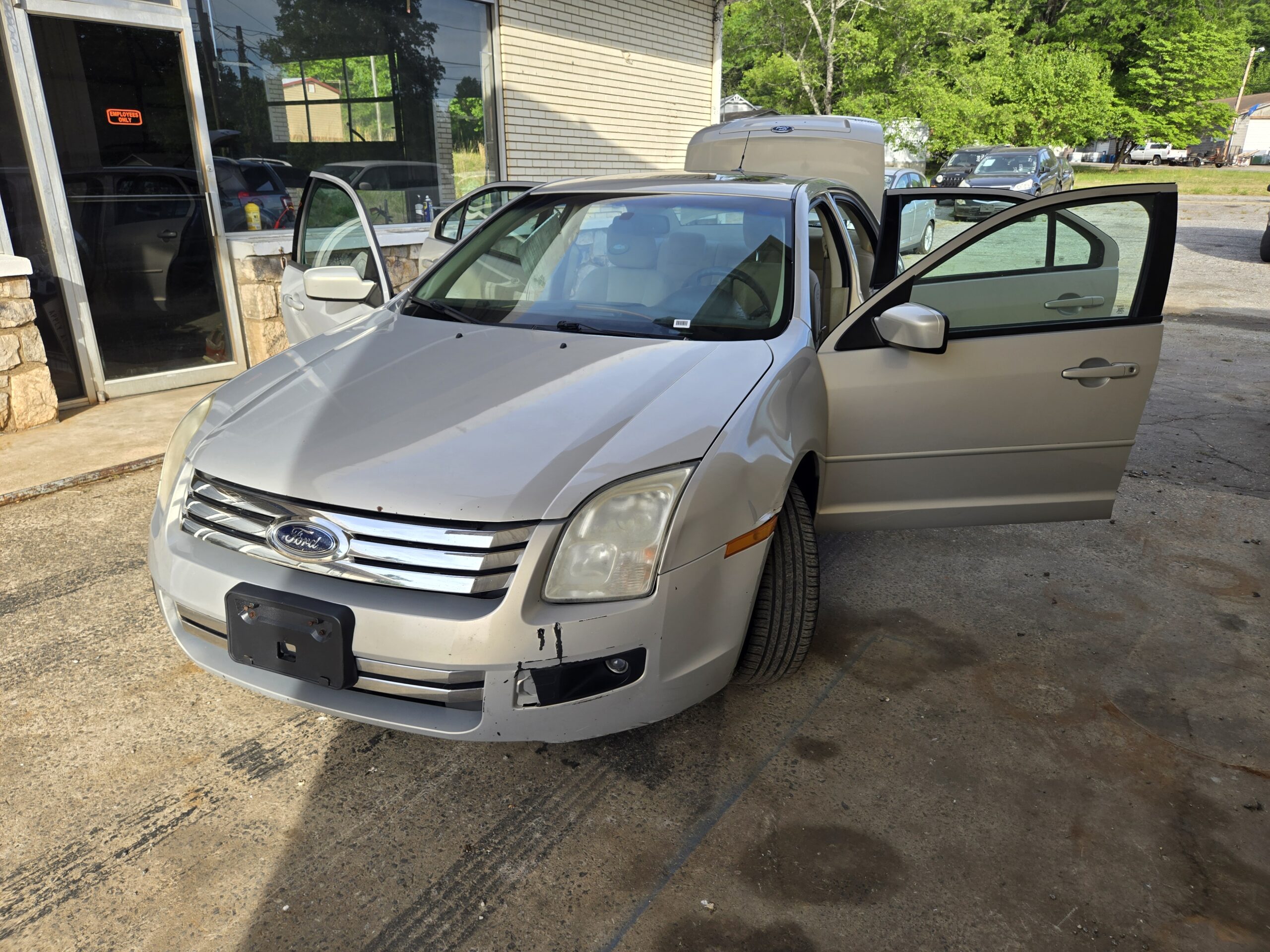 
								2009 Ford Fusion full									
