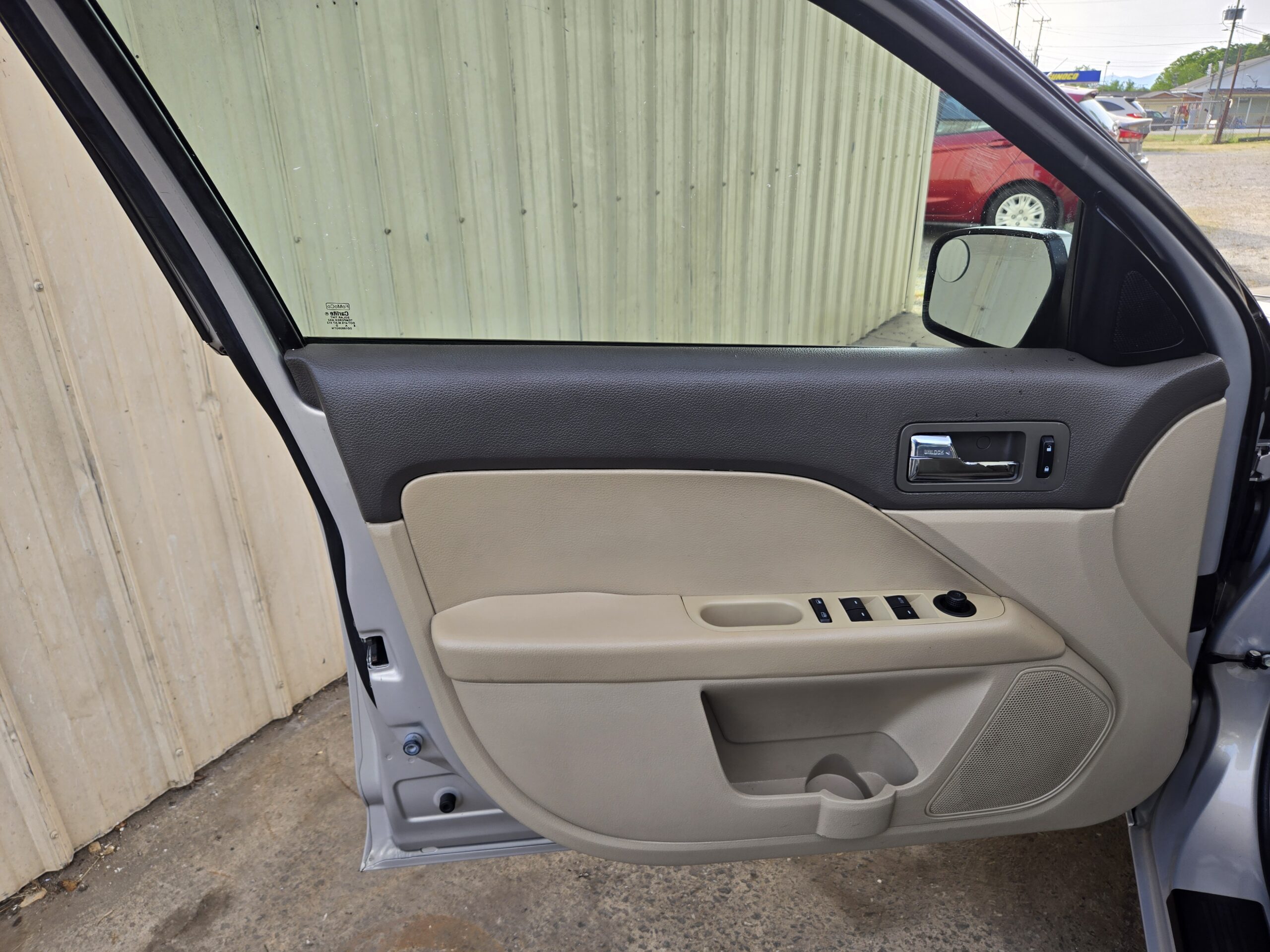 
								2009 Ford Fusion full									