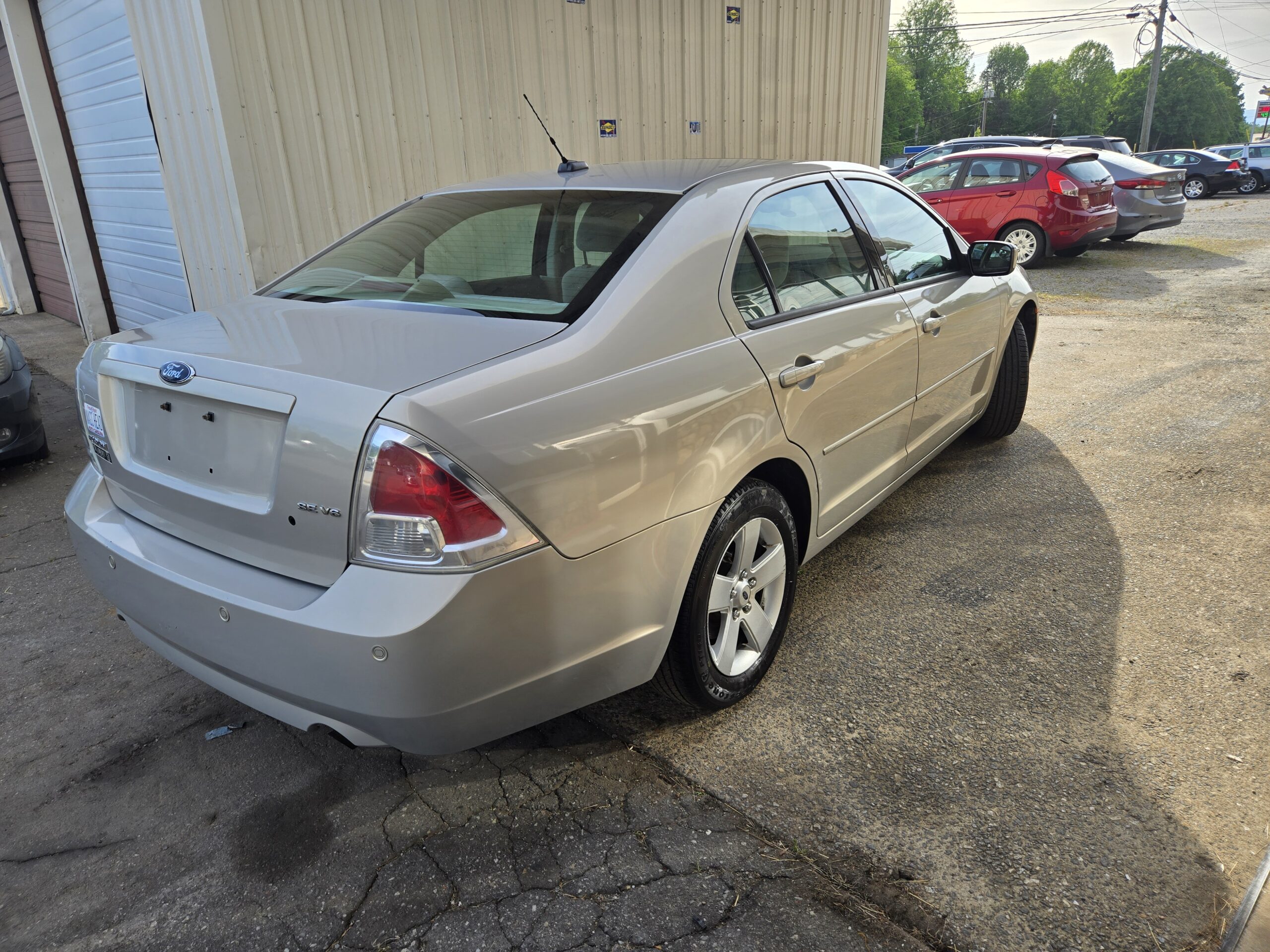 
								2009 Ford Fusion full									