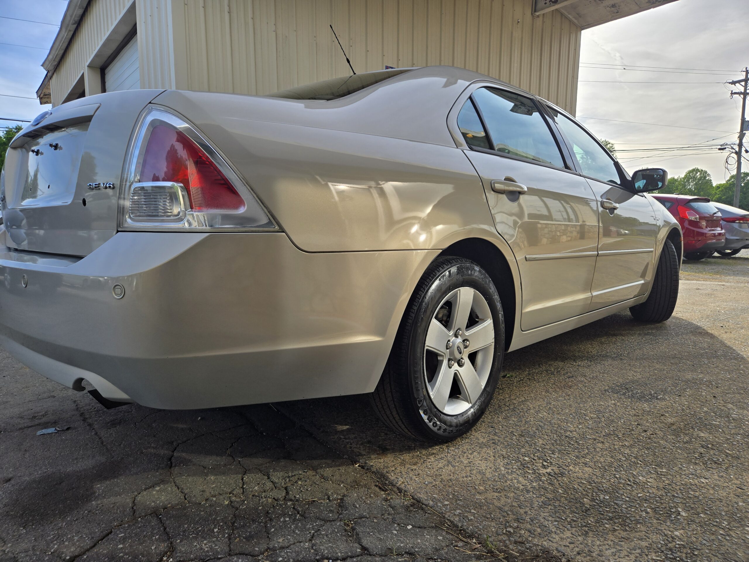 
								2009 Ford Fusion full									