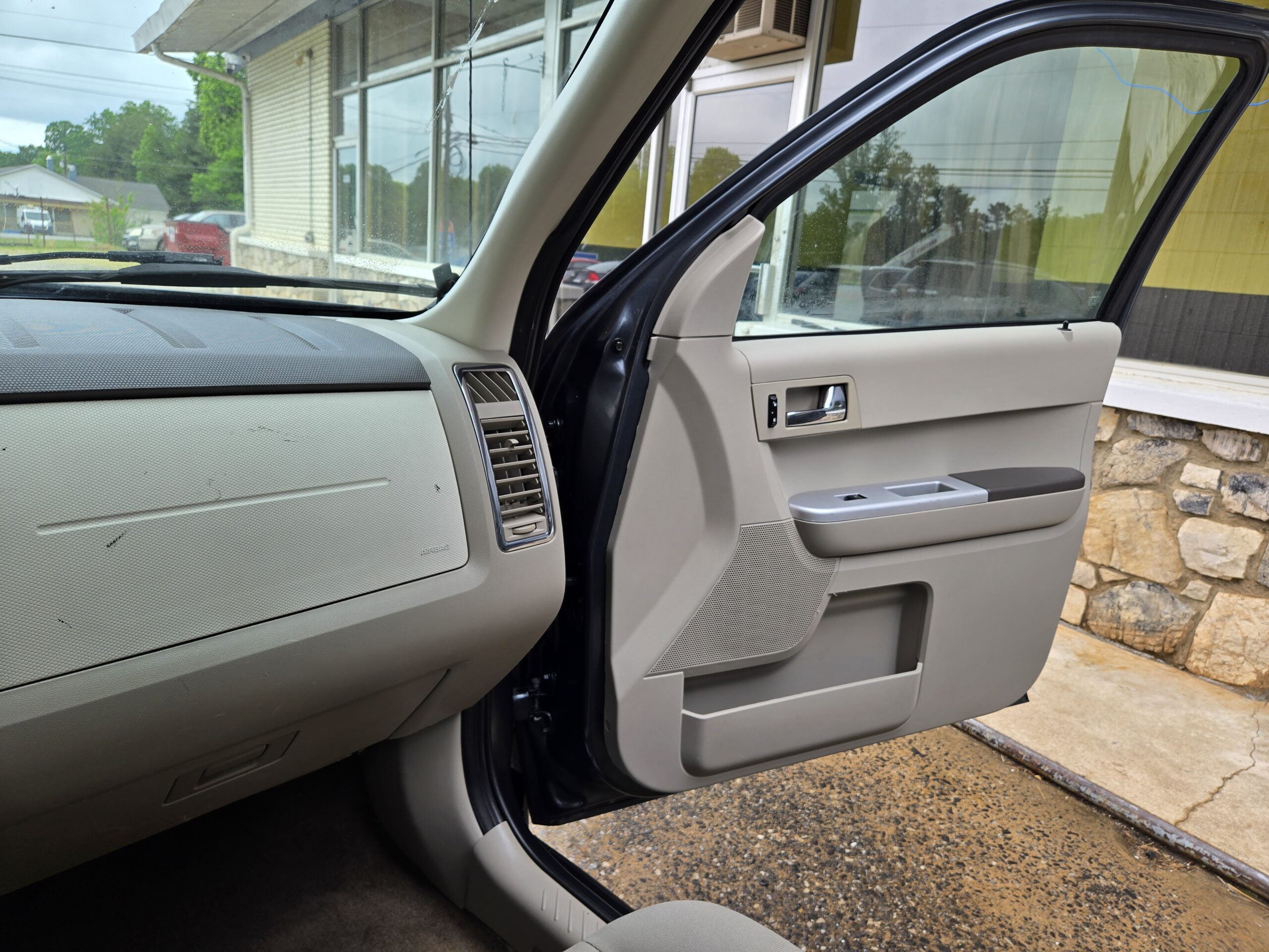 
								2008 Mercury Mariner full									