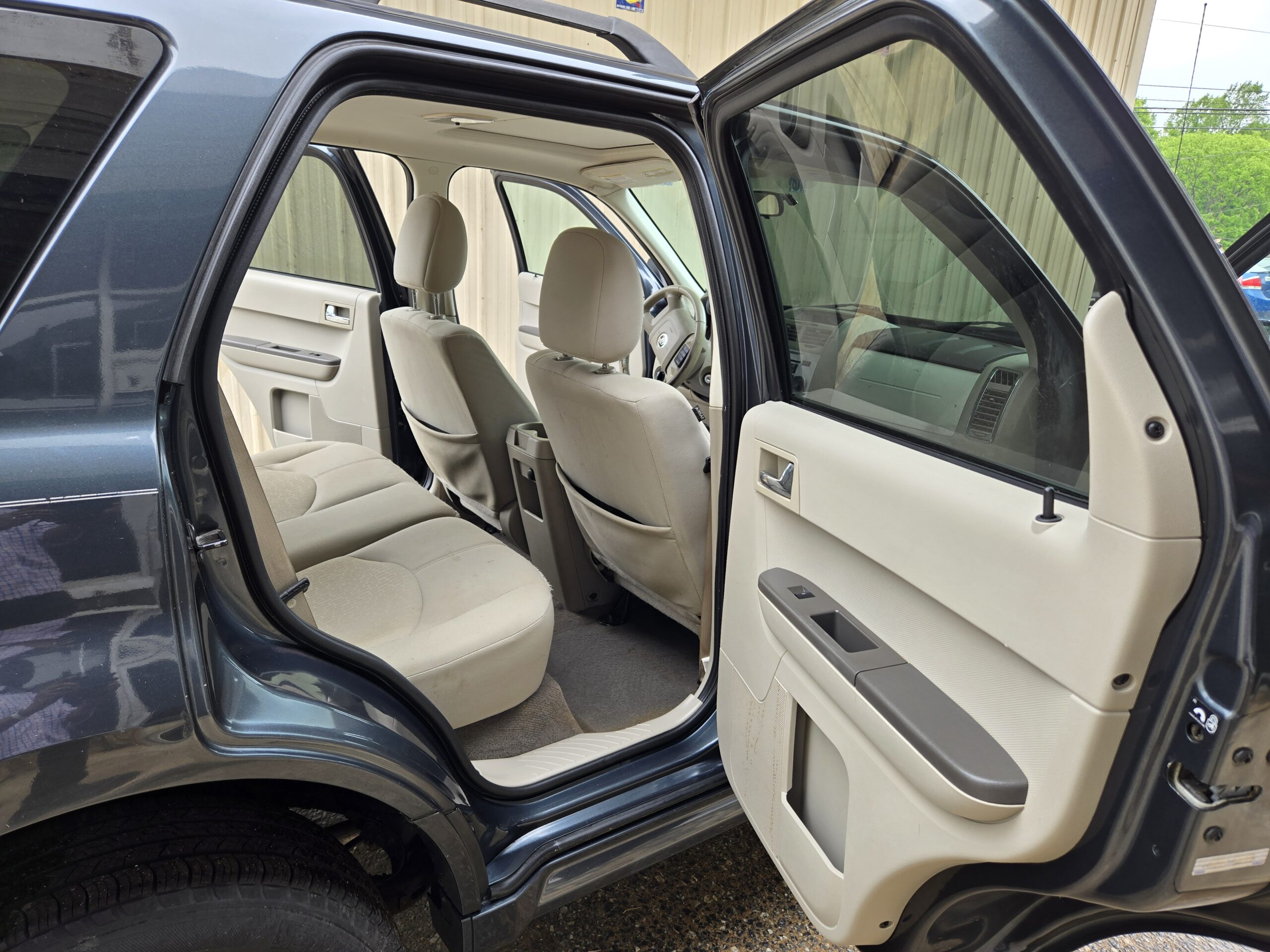 
								2008 Mercury Mariner full									