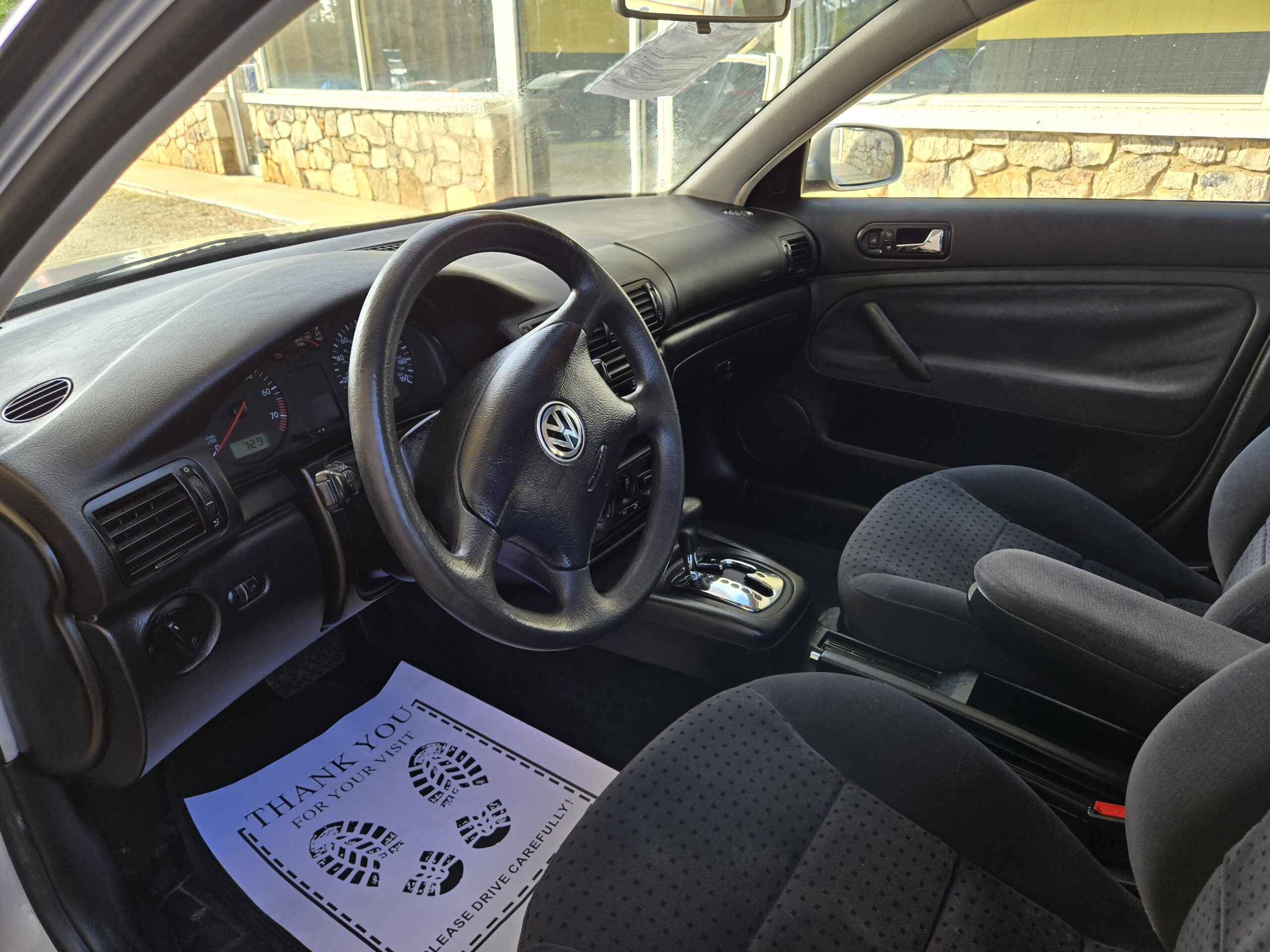 
								2000 Volkswagen Passat full									