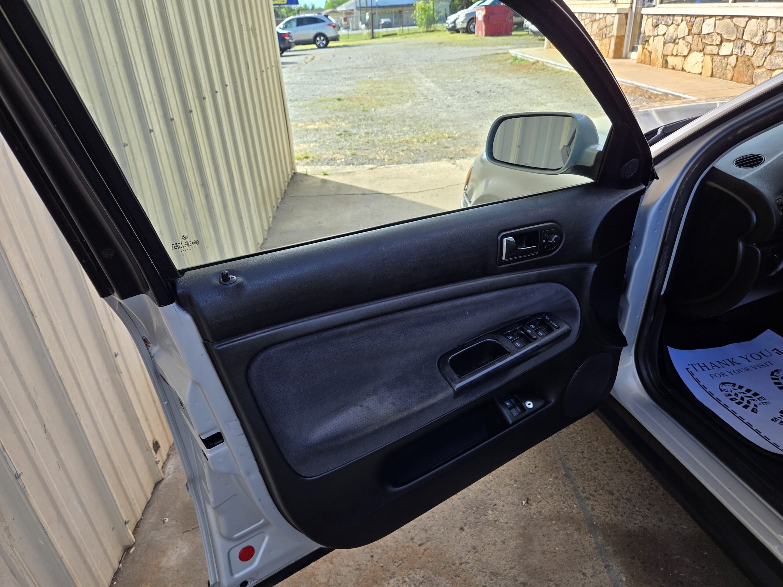 
								2000 Volkswagen Passat full									