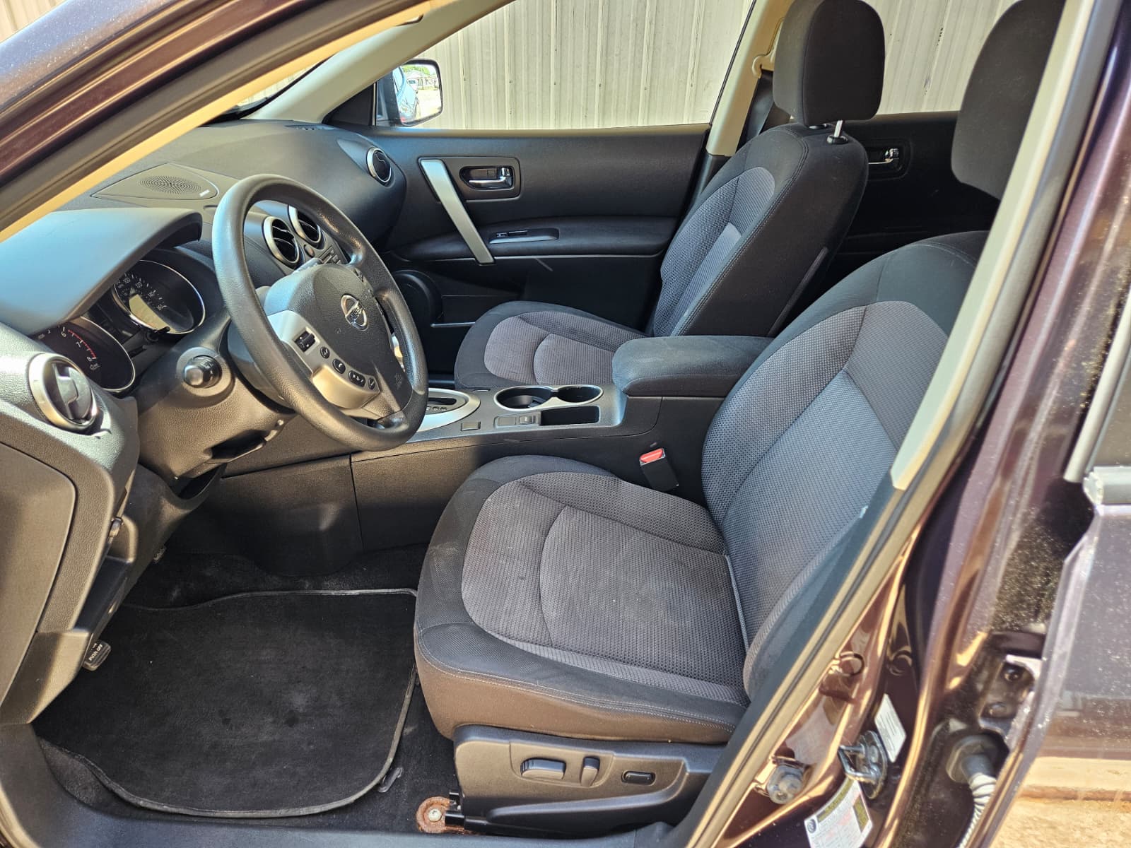 
								2013 Nissan Rogue full									