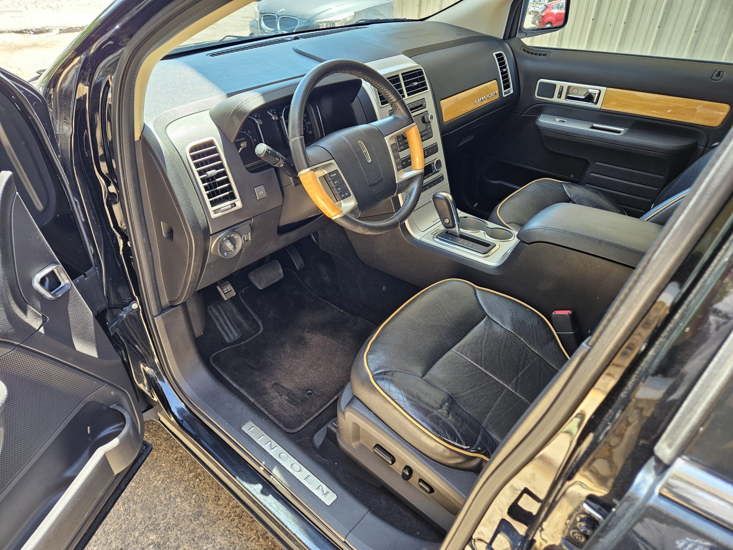 
								2009 Lincoln MKX full									