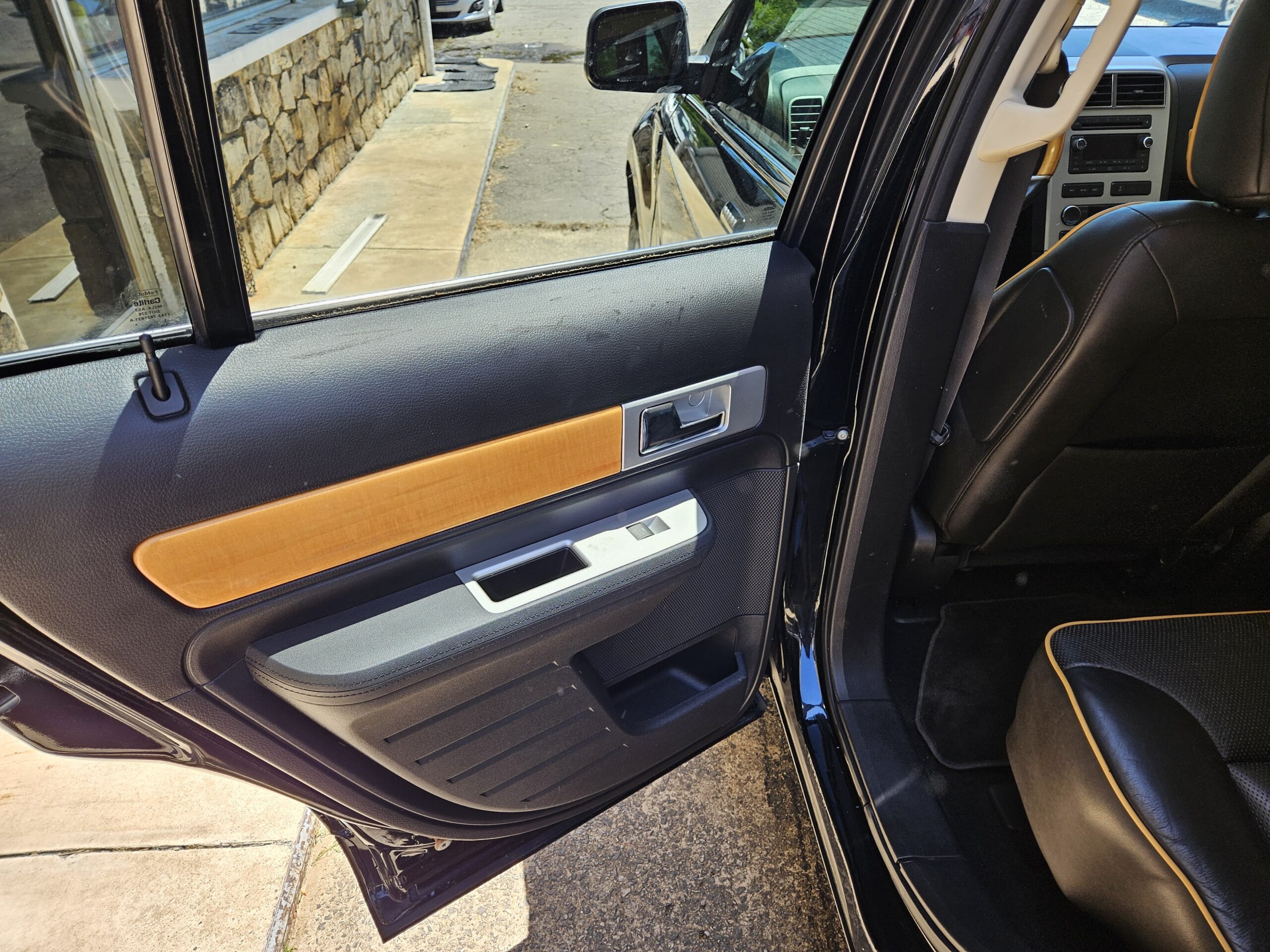 
								2009 Lincoln MKX full									