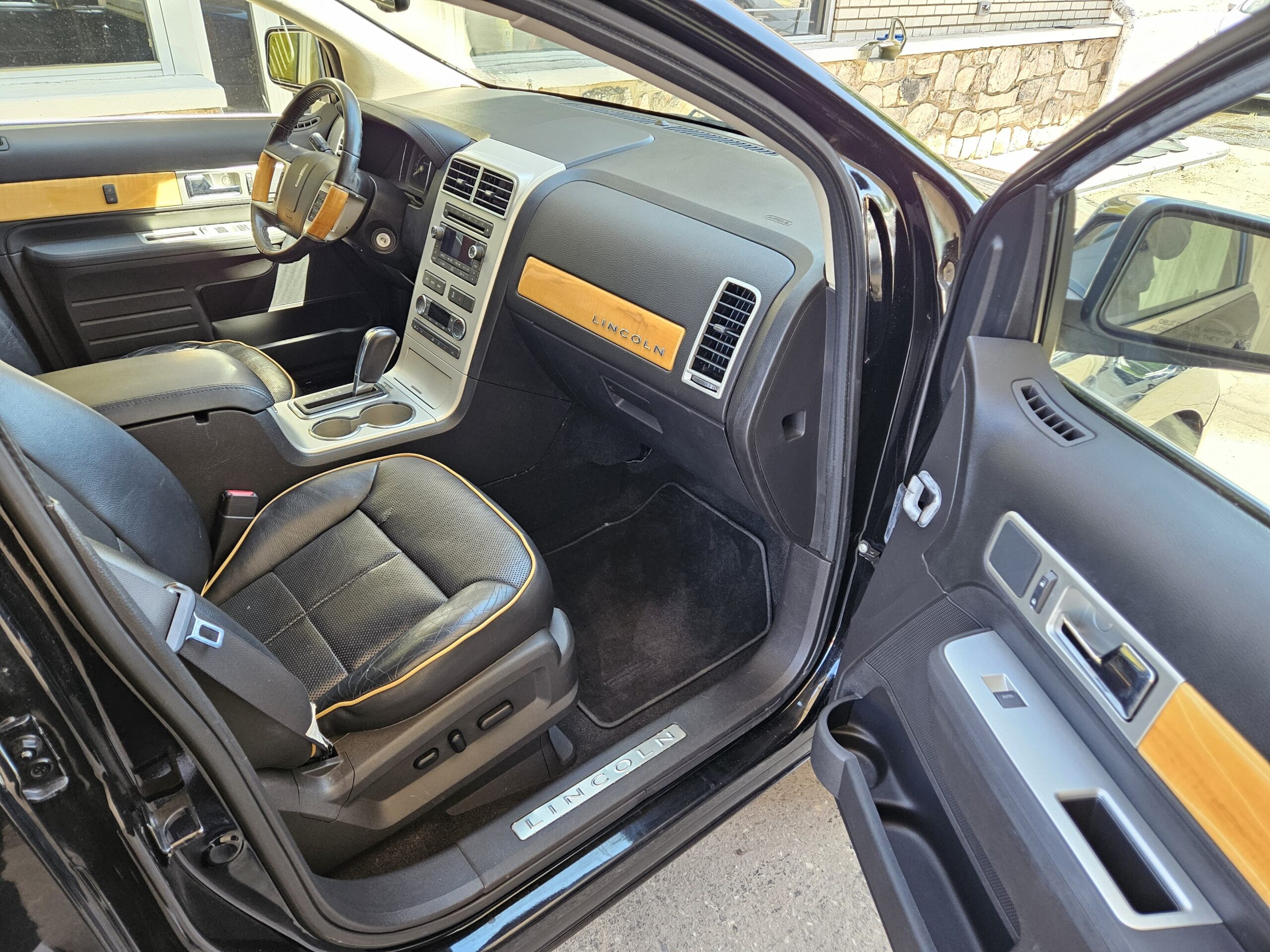 
								2009 Lincoln MKX full									