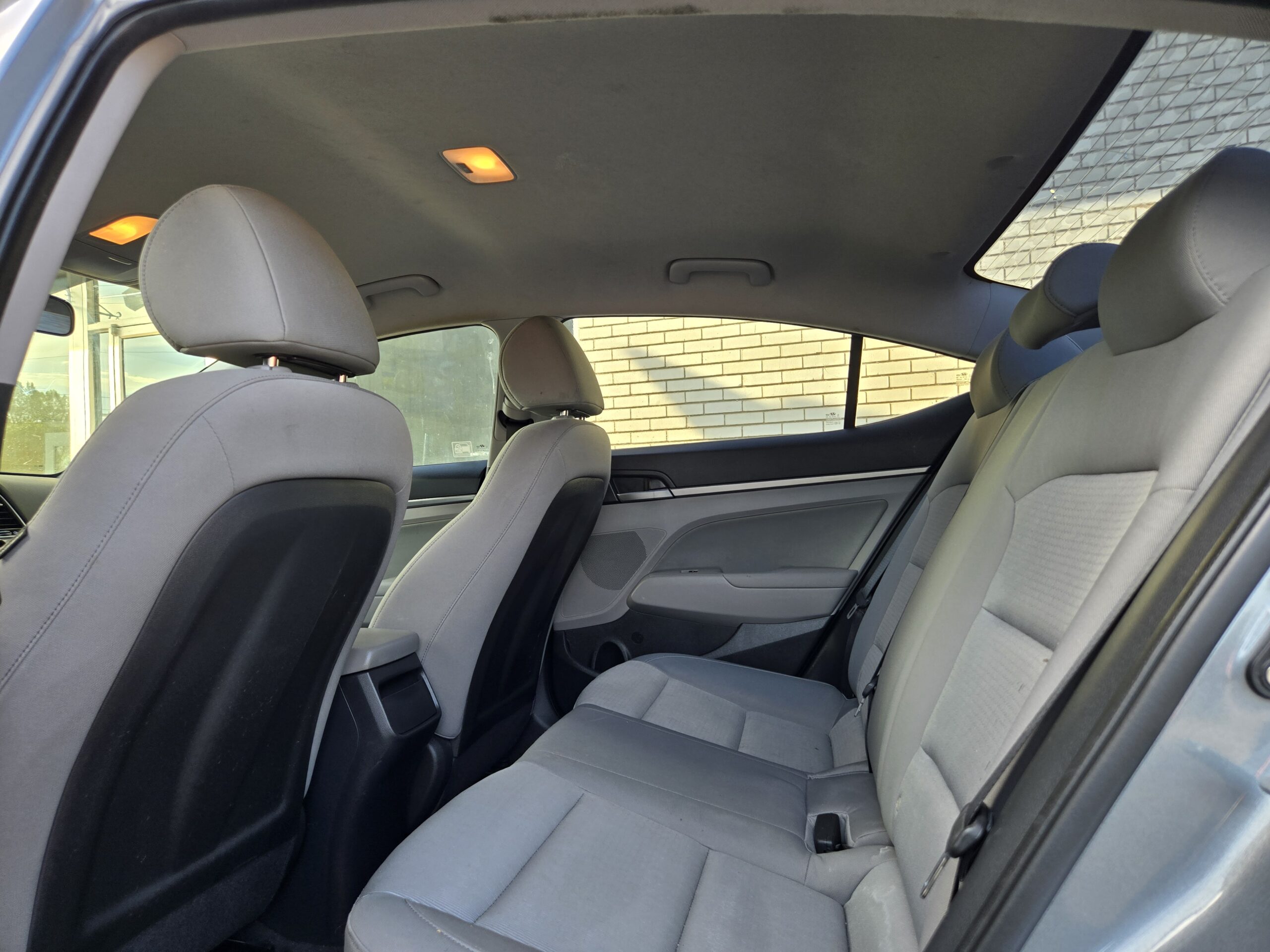 
								2017 Hyundai elantra full									