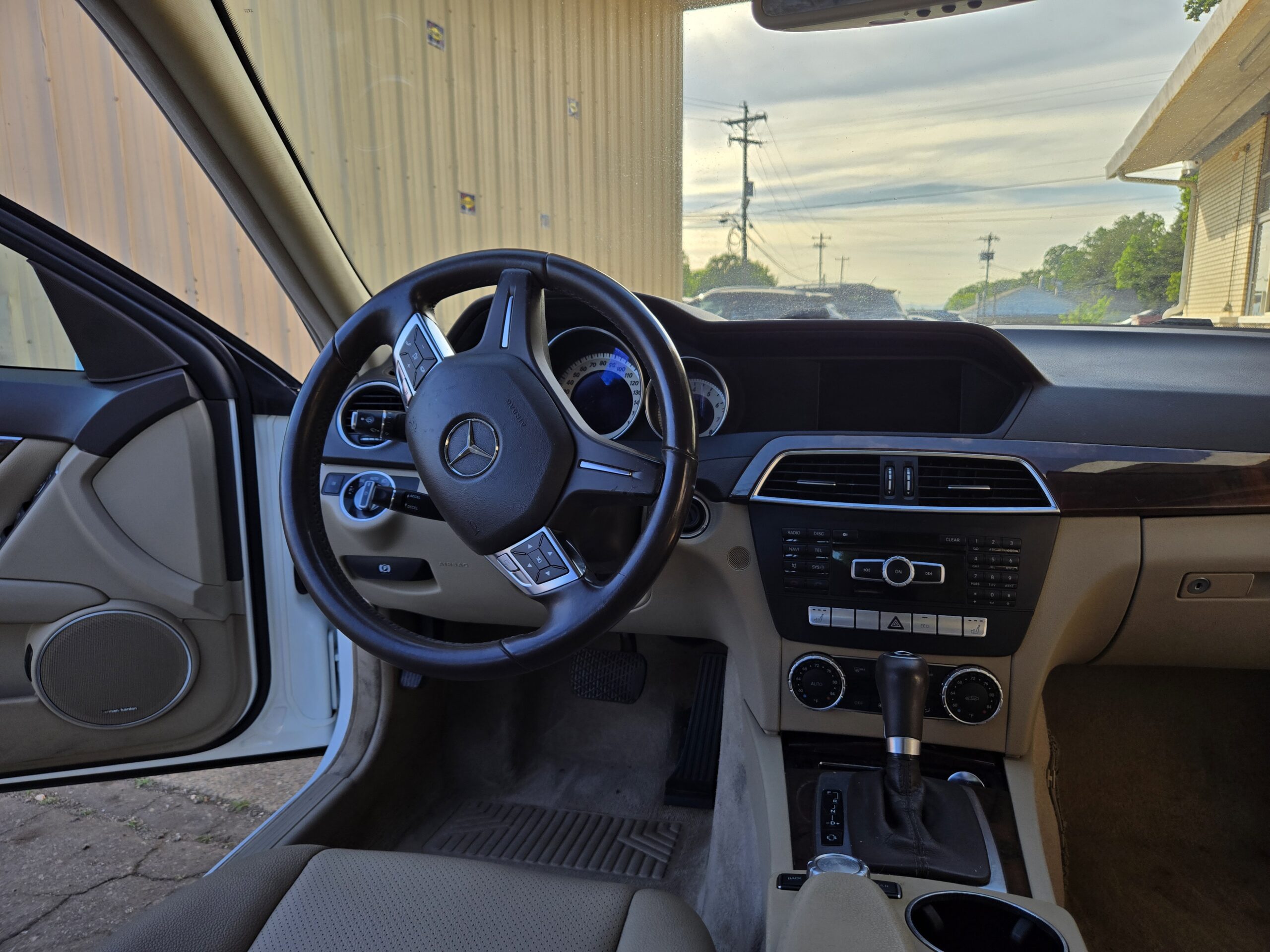 
								2013 Mercedes-Benz C300 full									