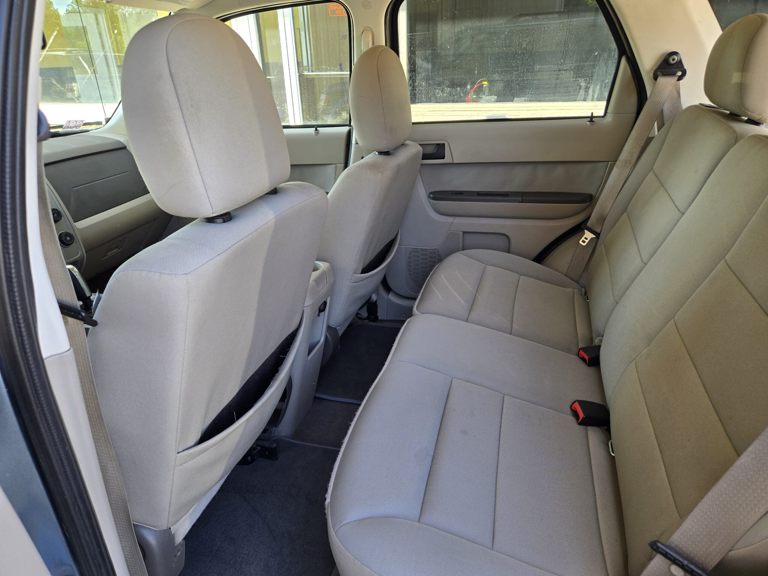 
								2010 Ford Escape Hybrid full									