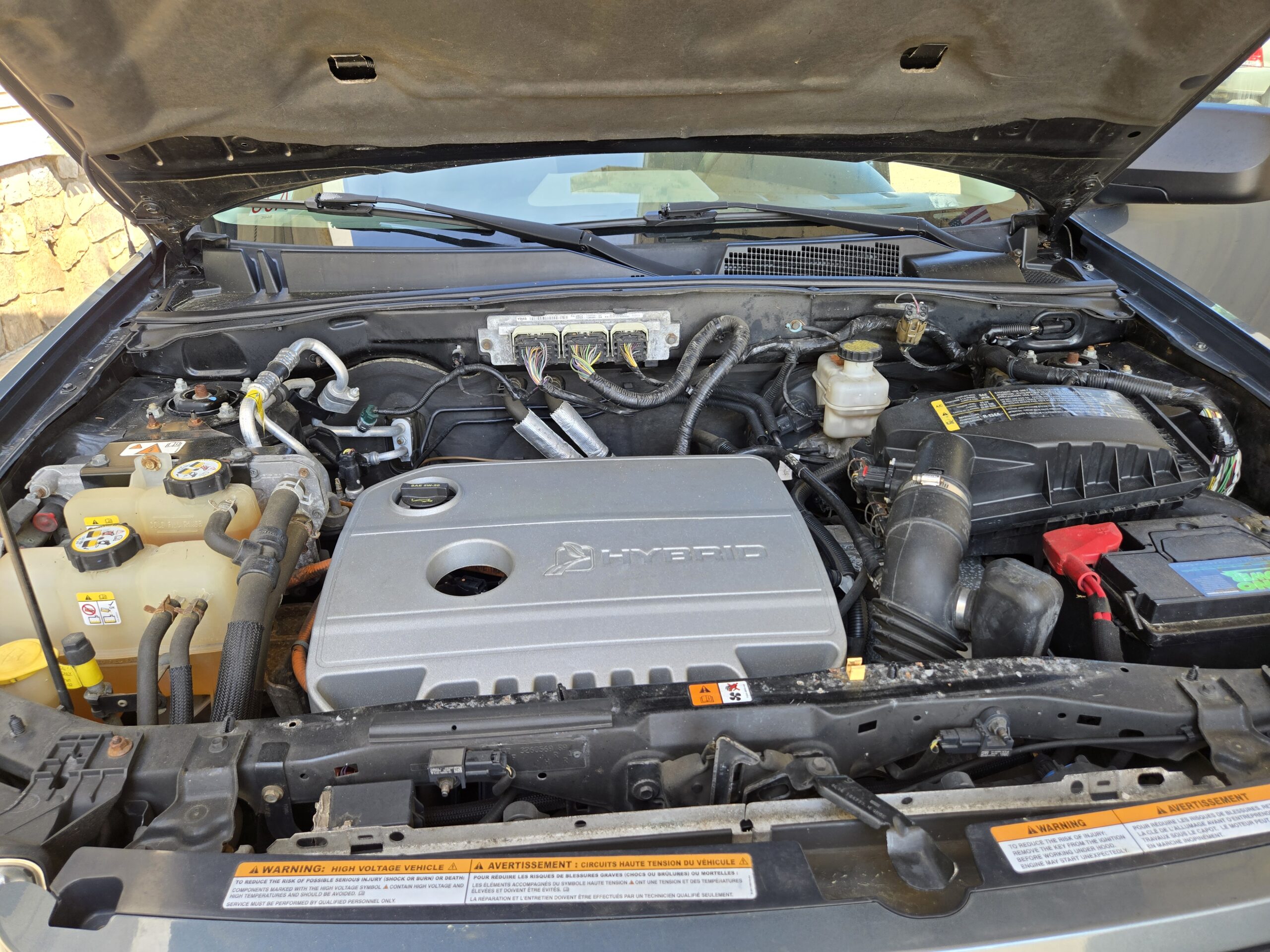 
								2010 Ford Escape Hybrid full									