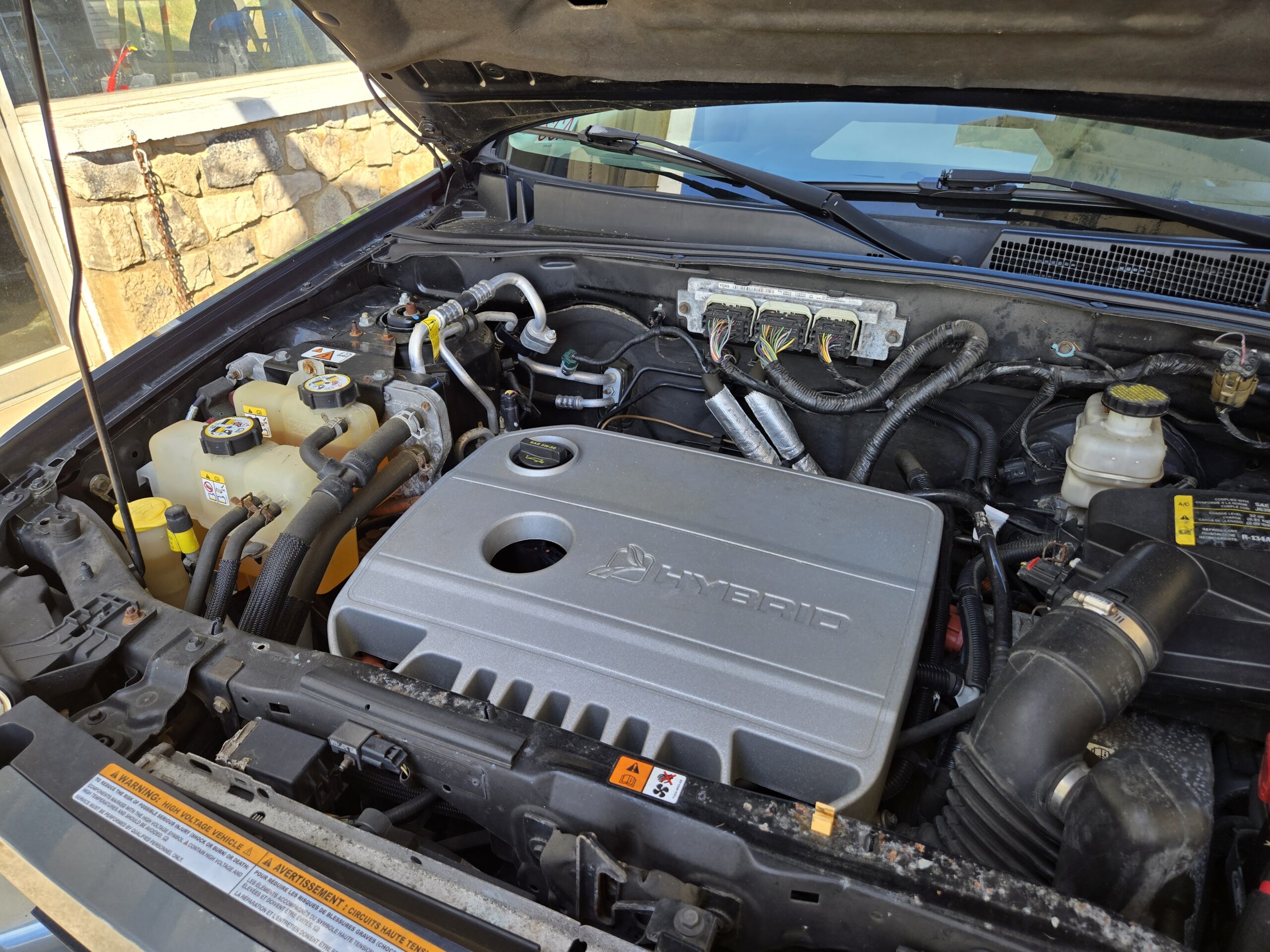 
								2010 Ford Escape Hybrid full									