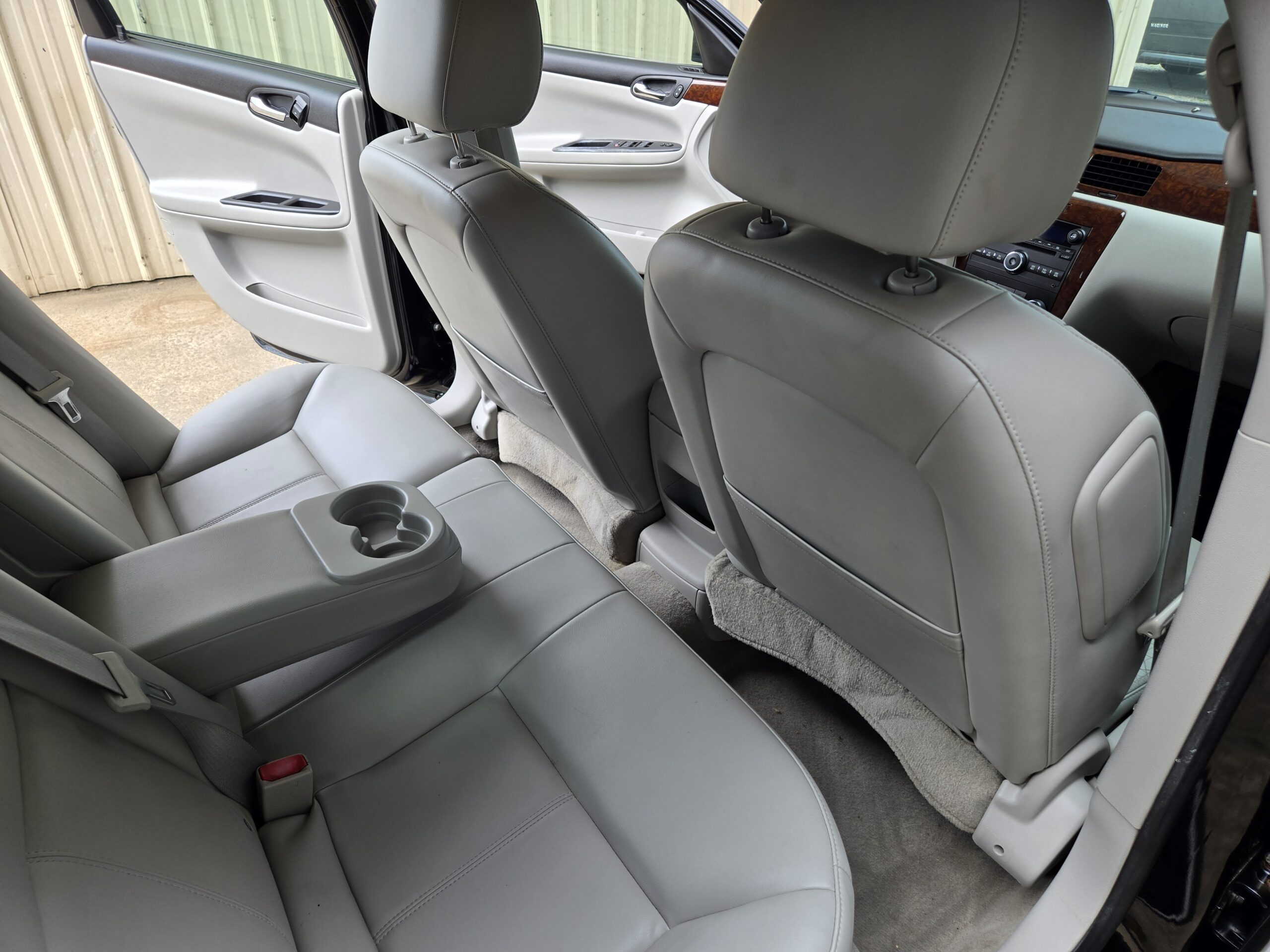 
								2011 Chevrolet Impala full									