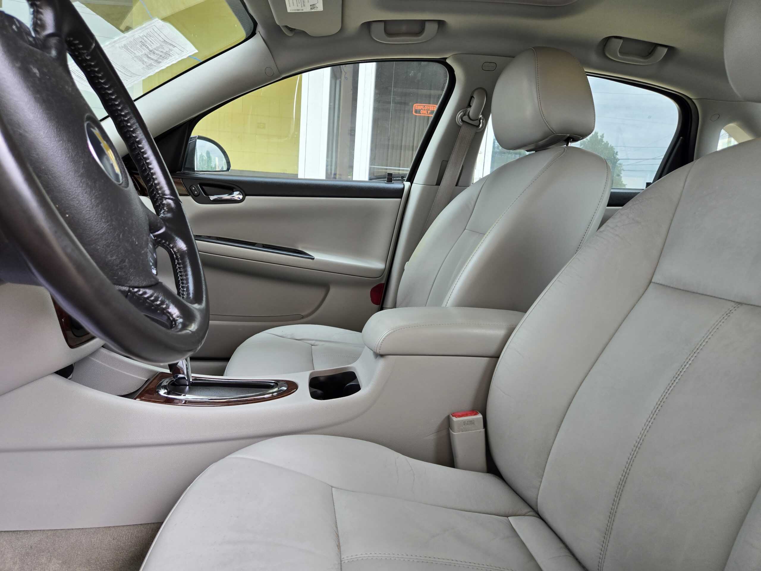 
								2011 Chevrolet Impala full									