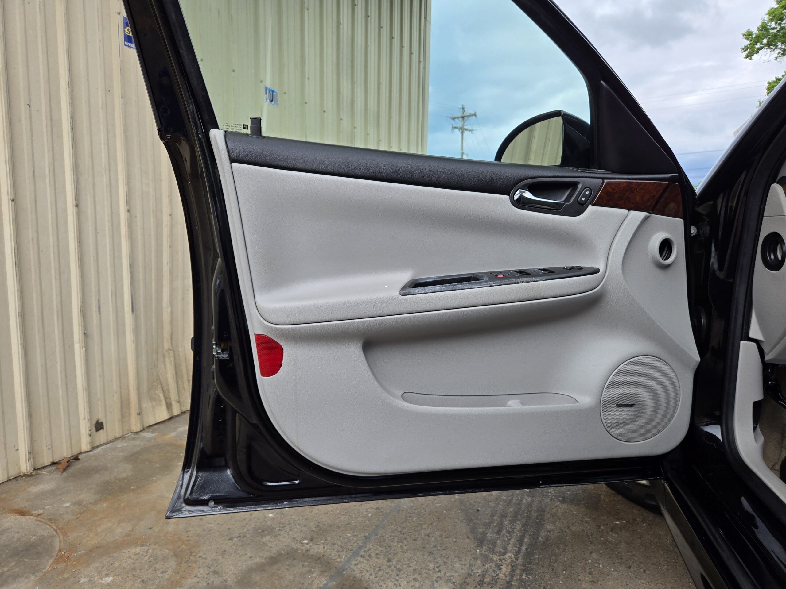 
								2011 Chevrolet Impala full									