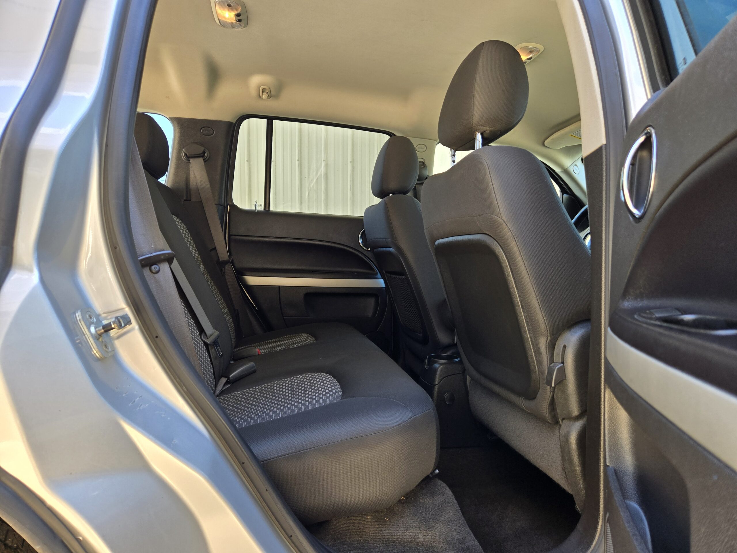 
								2010 Chevrolet HHR full									