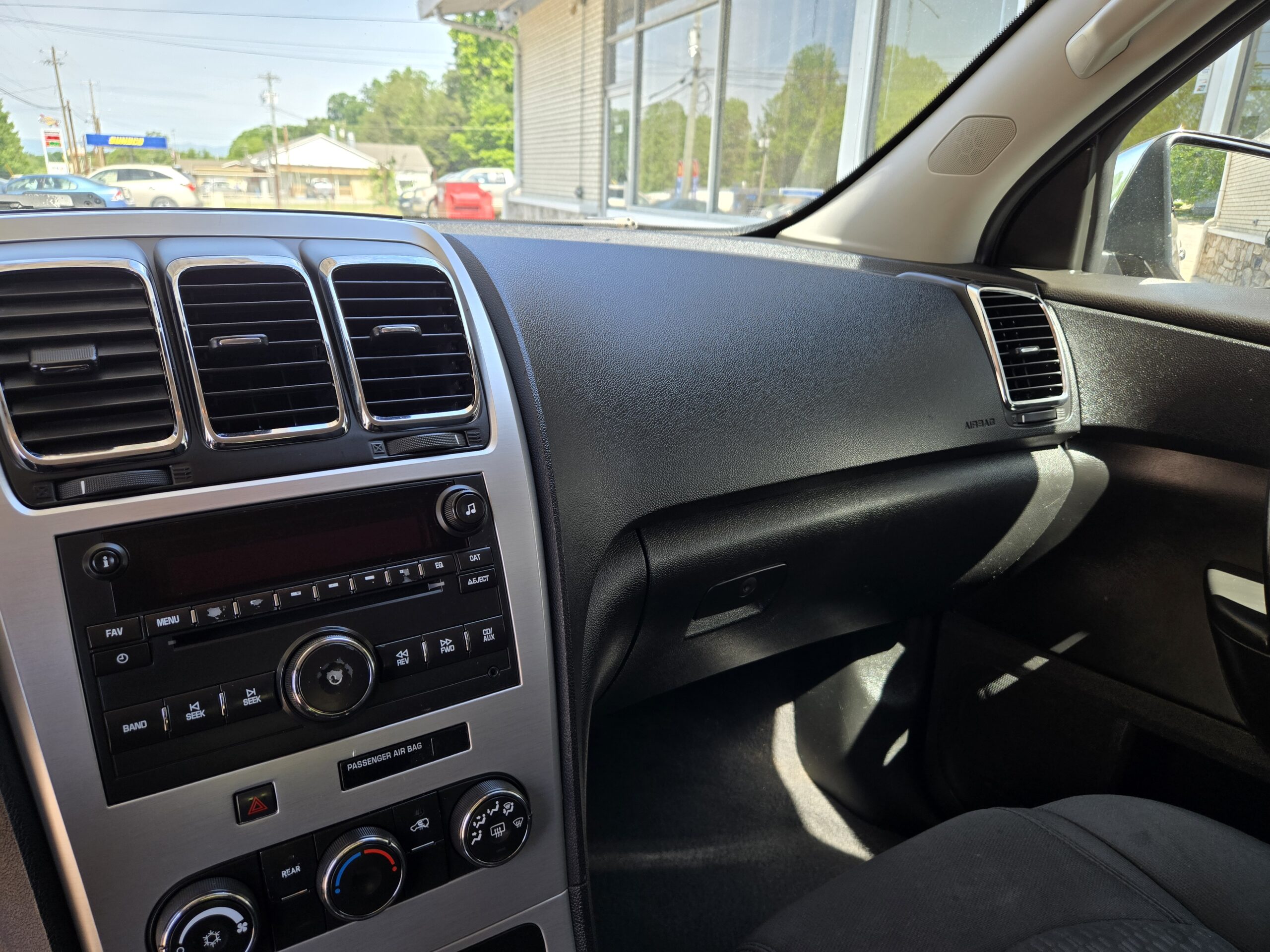 
								2011 GMC Acadia full									