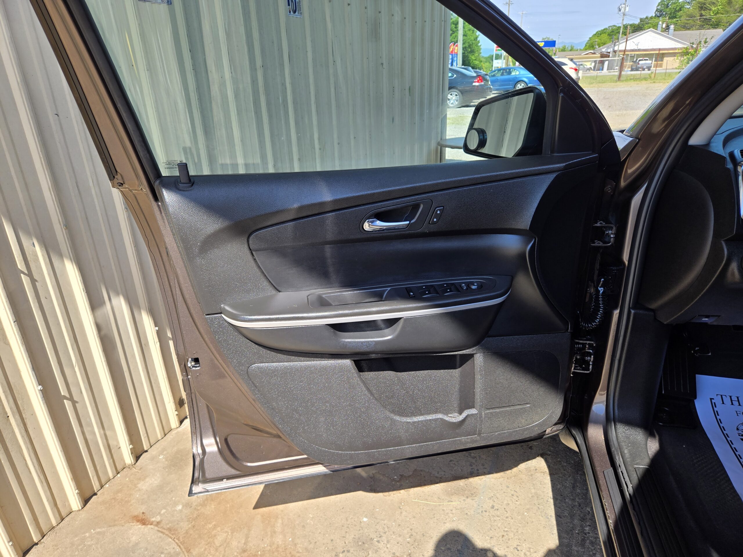 
								2011 GMC Acadia full									