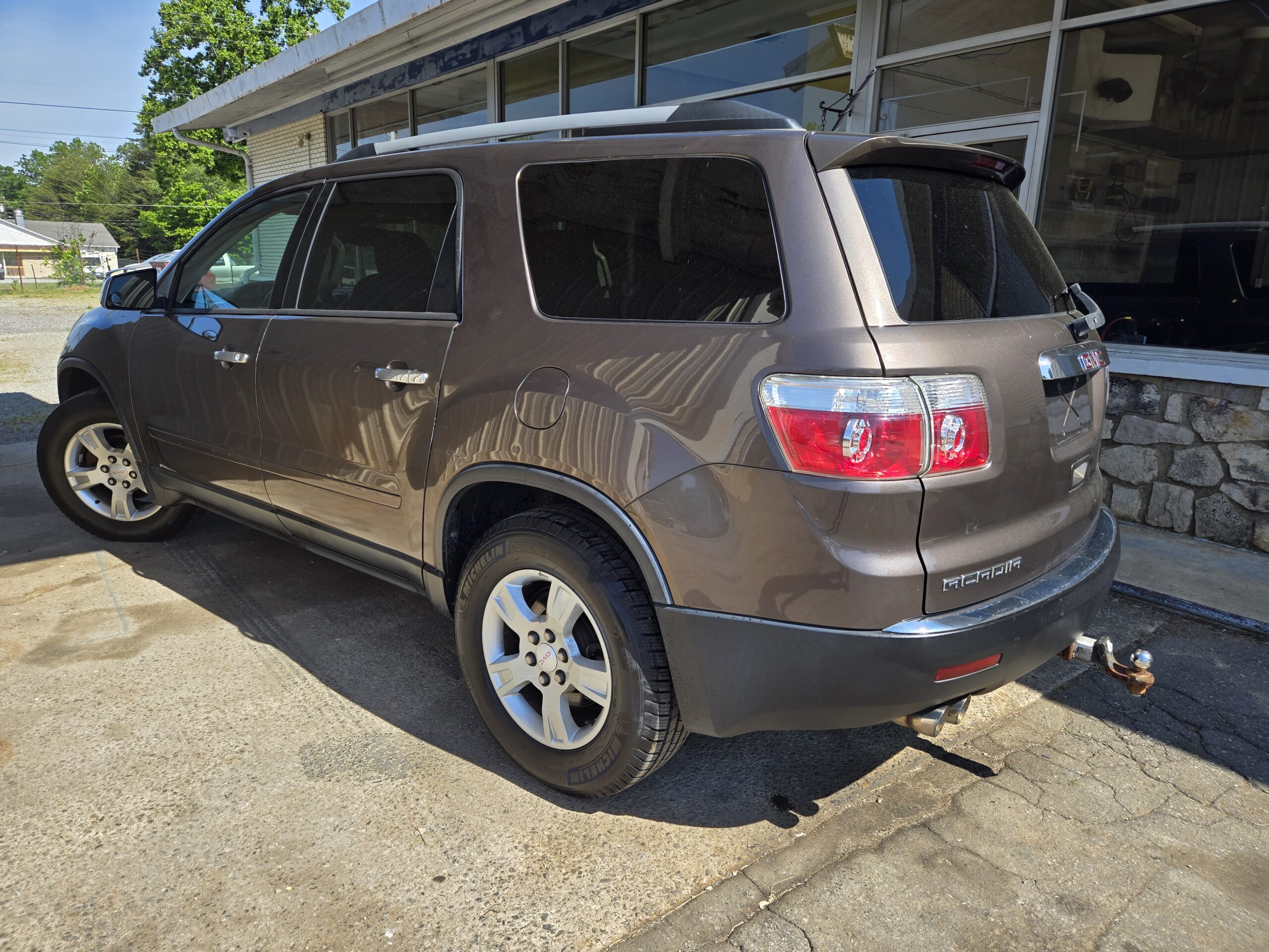 
								2011 GMC Acadia full									