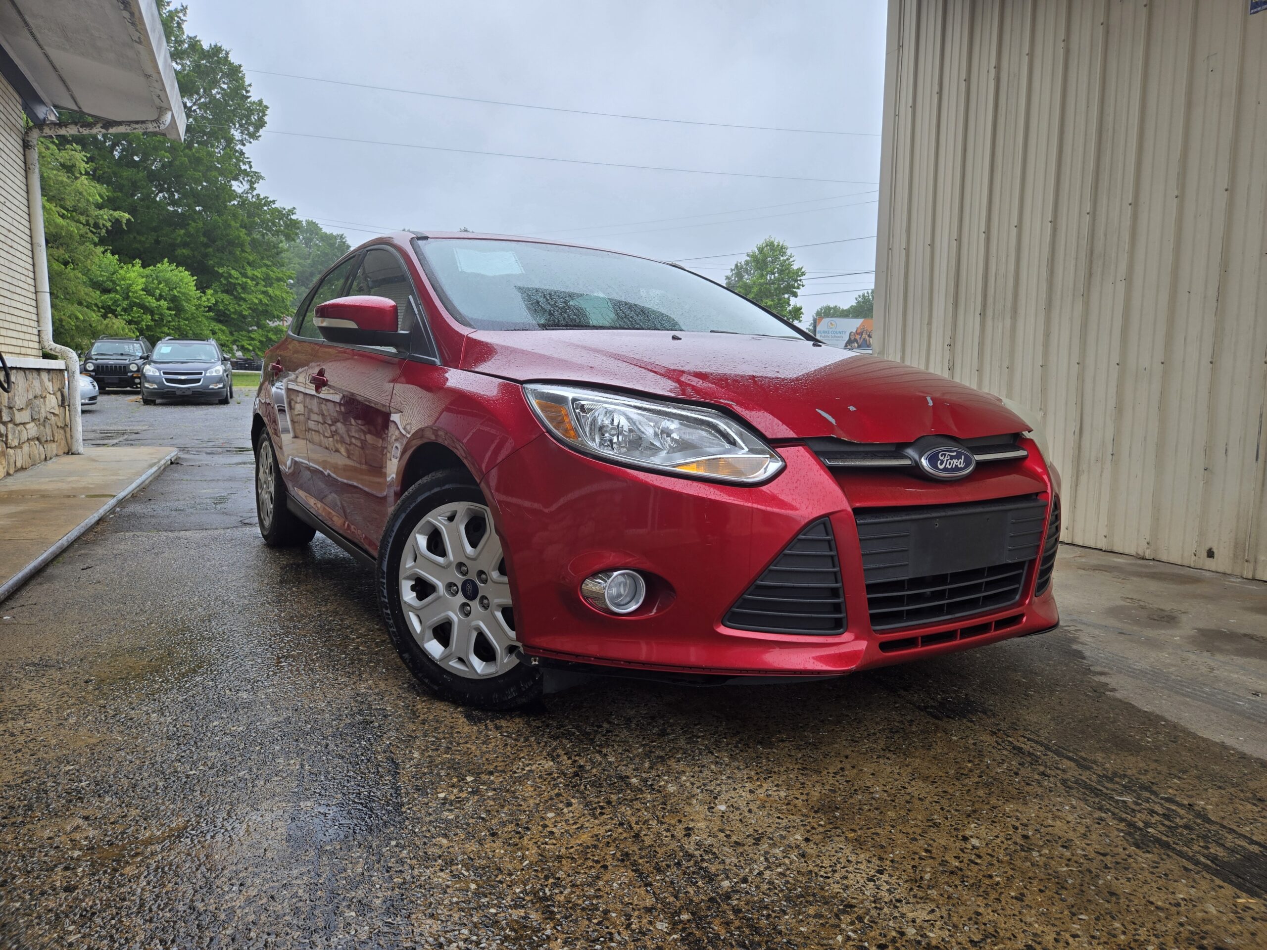 
								2012 Ford Focus SE full									
