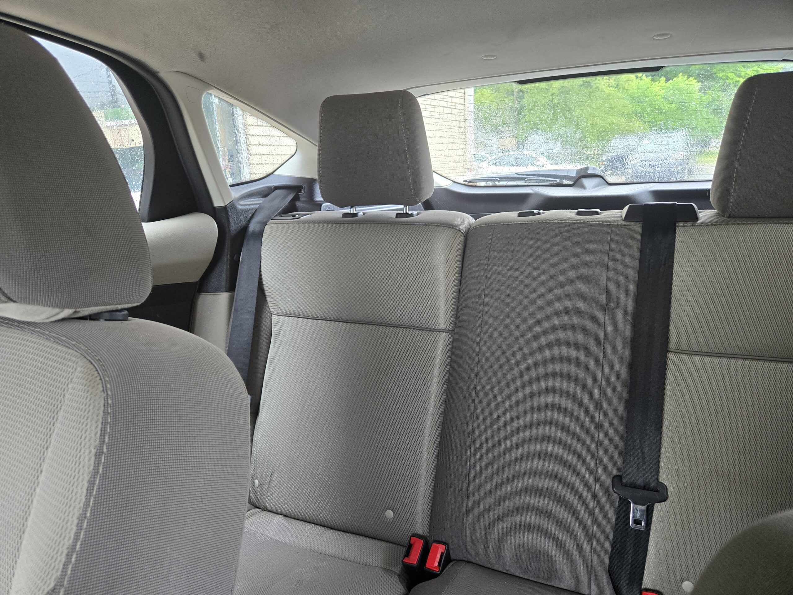 
								2012 Ford Focus SE full									