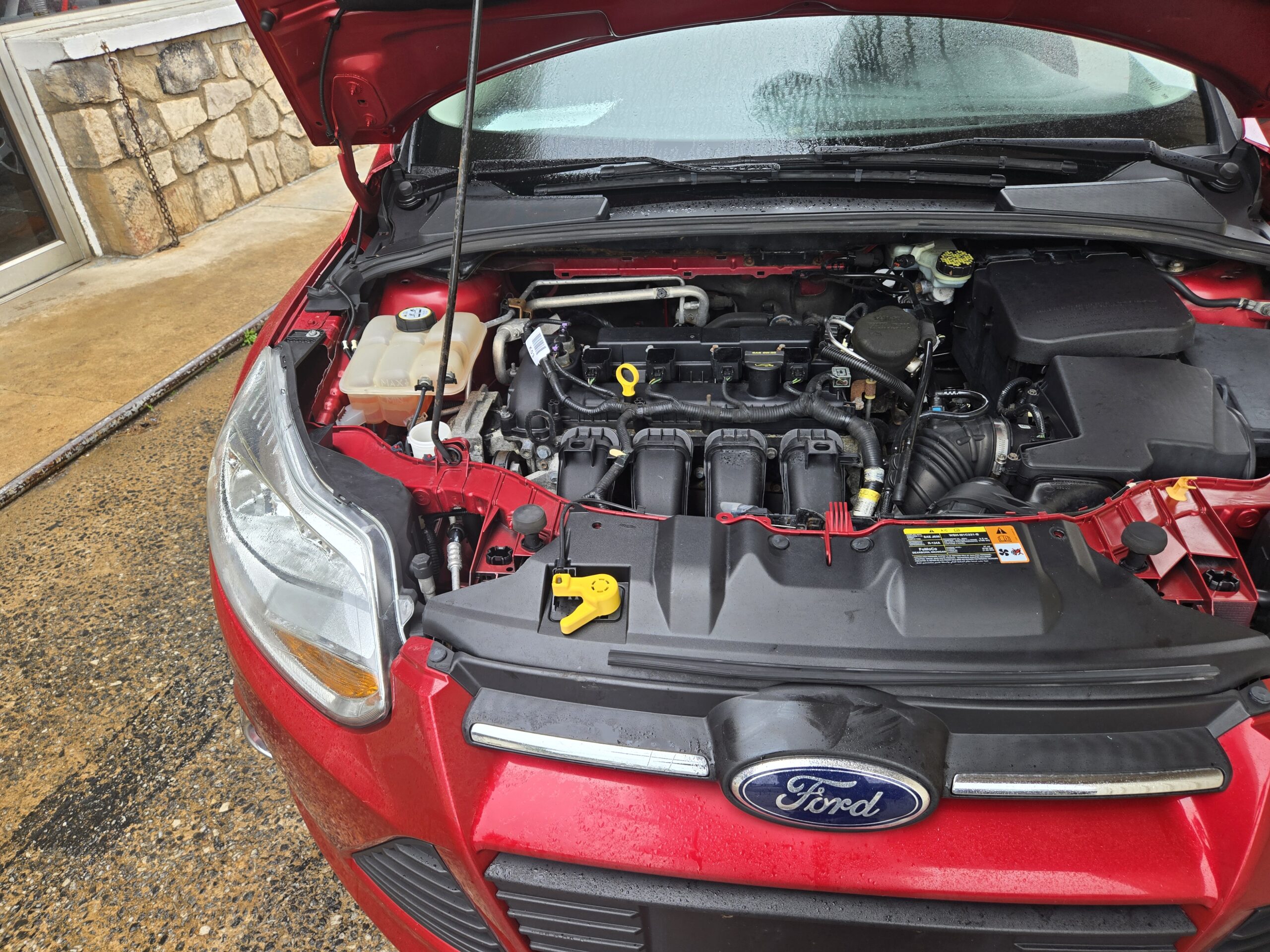 
								2012 Ford Focus SE full									