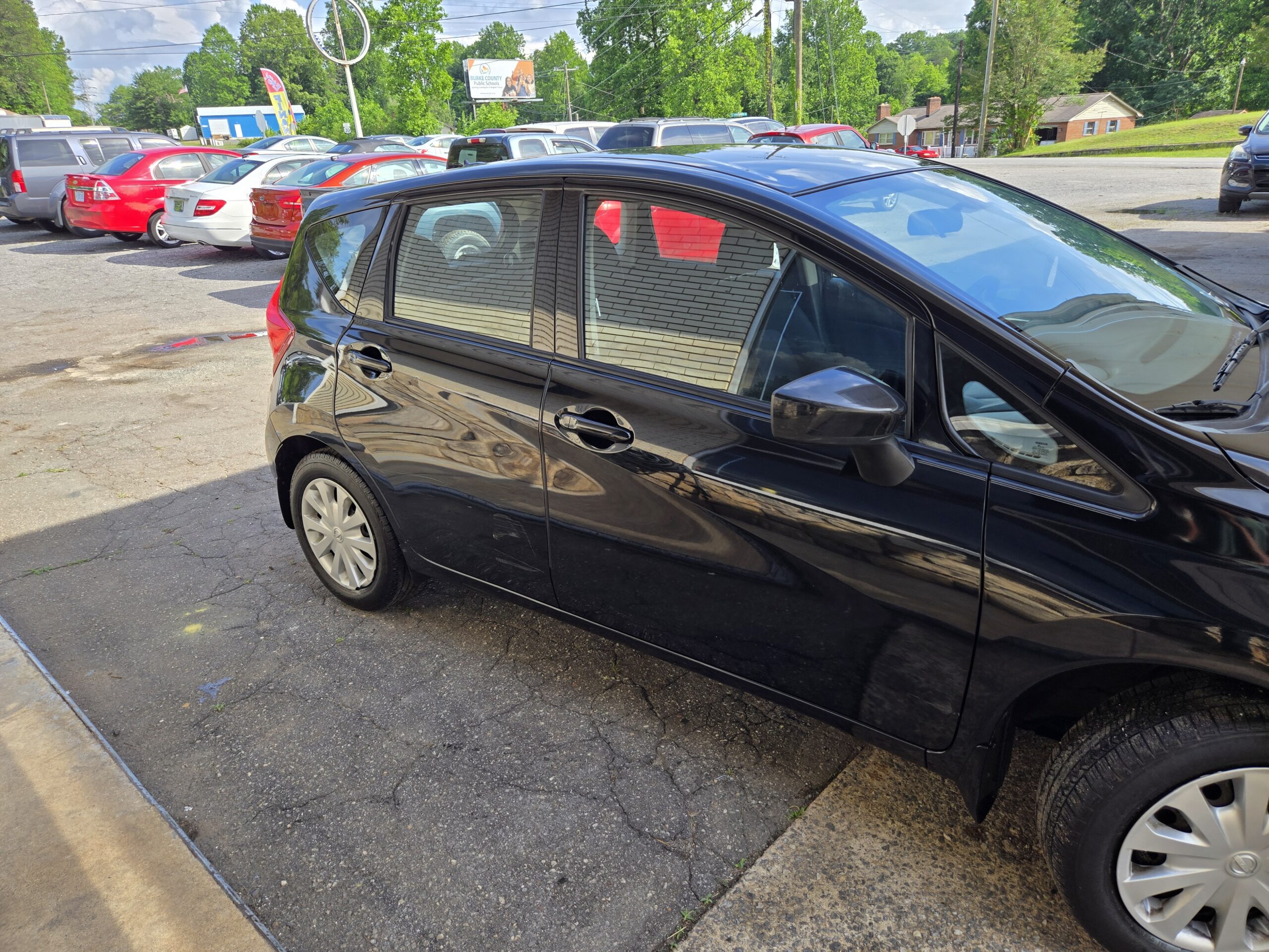 
								2015 Nissan Versa Note full									