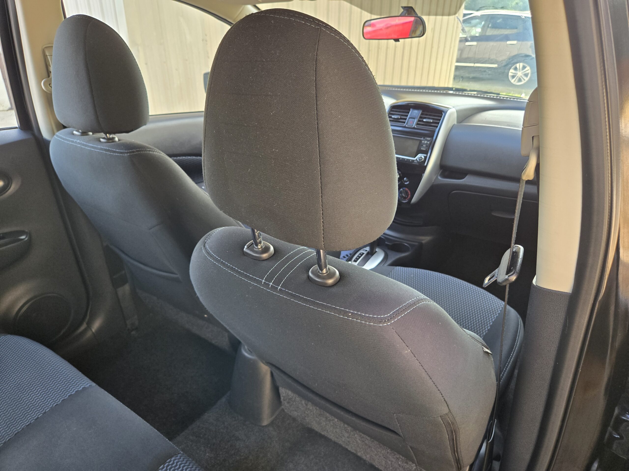 
								2015 Nissan Versa Note full									