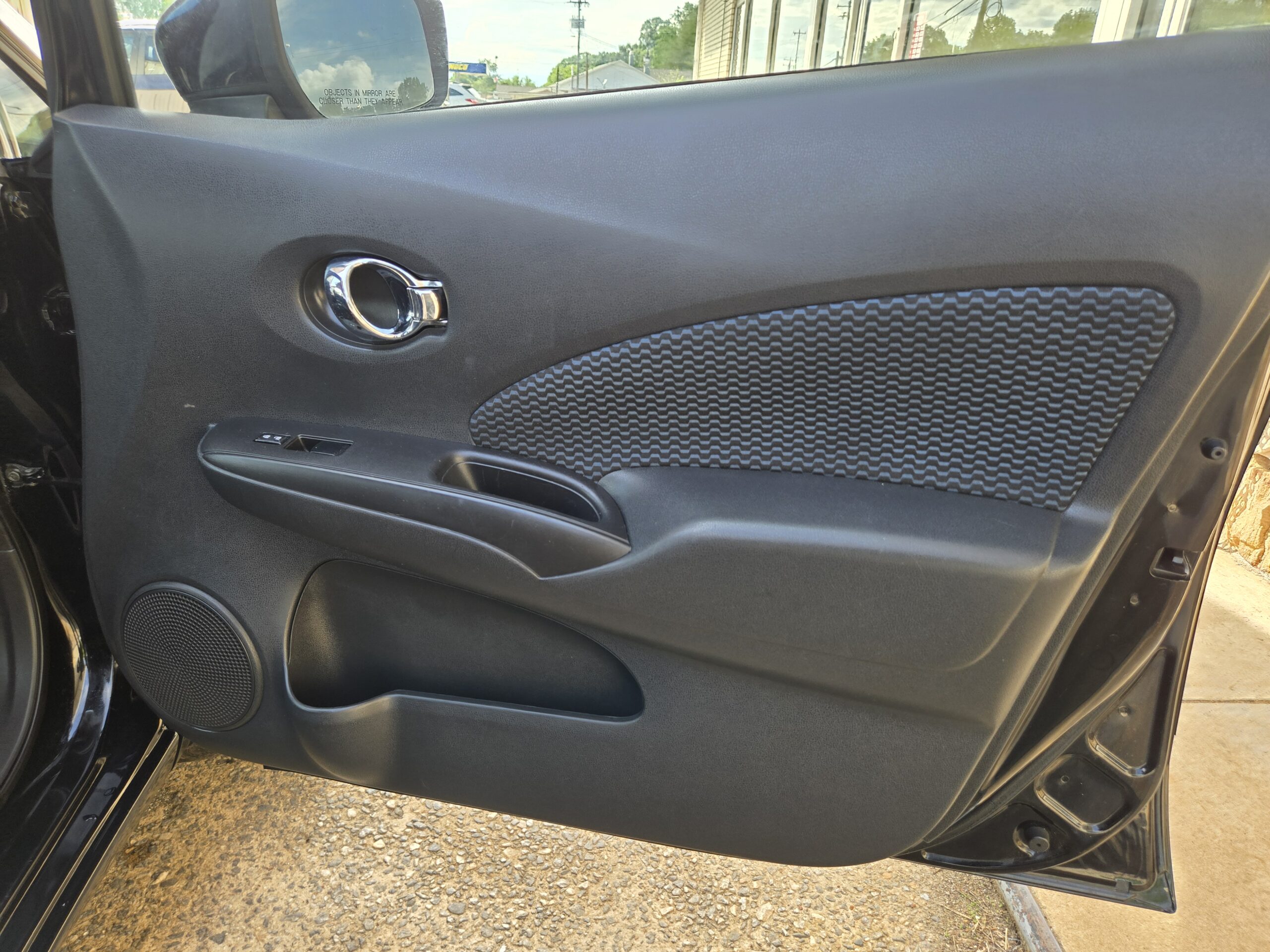 
								2015 Nissan Versa Note full									