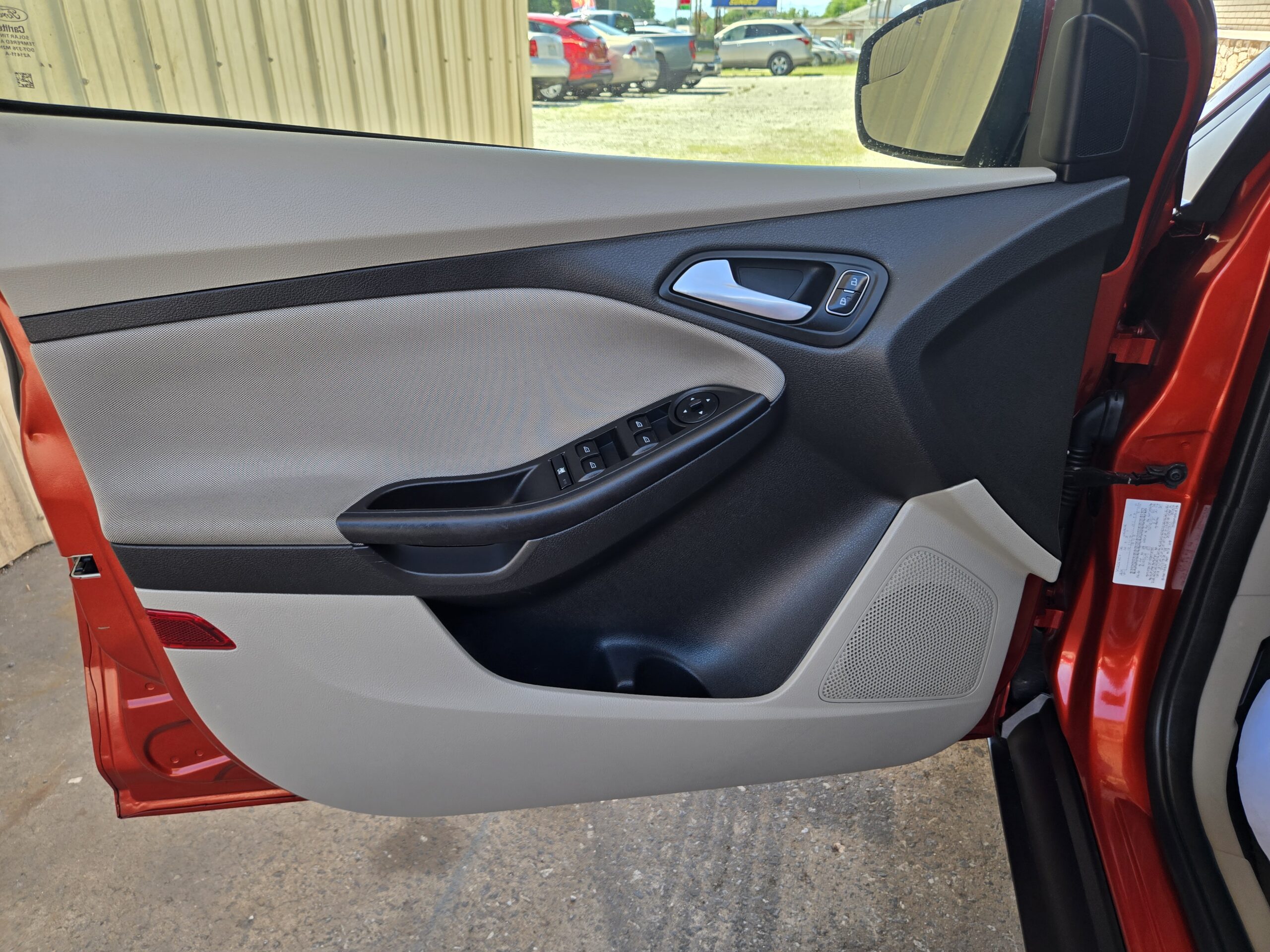 
								2018 Ford Focus full									