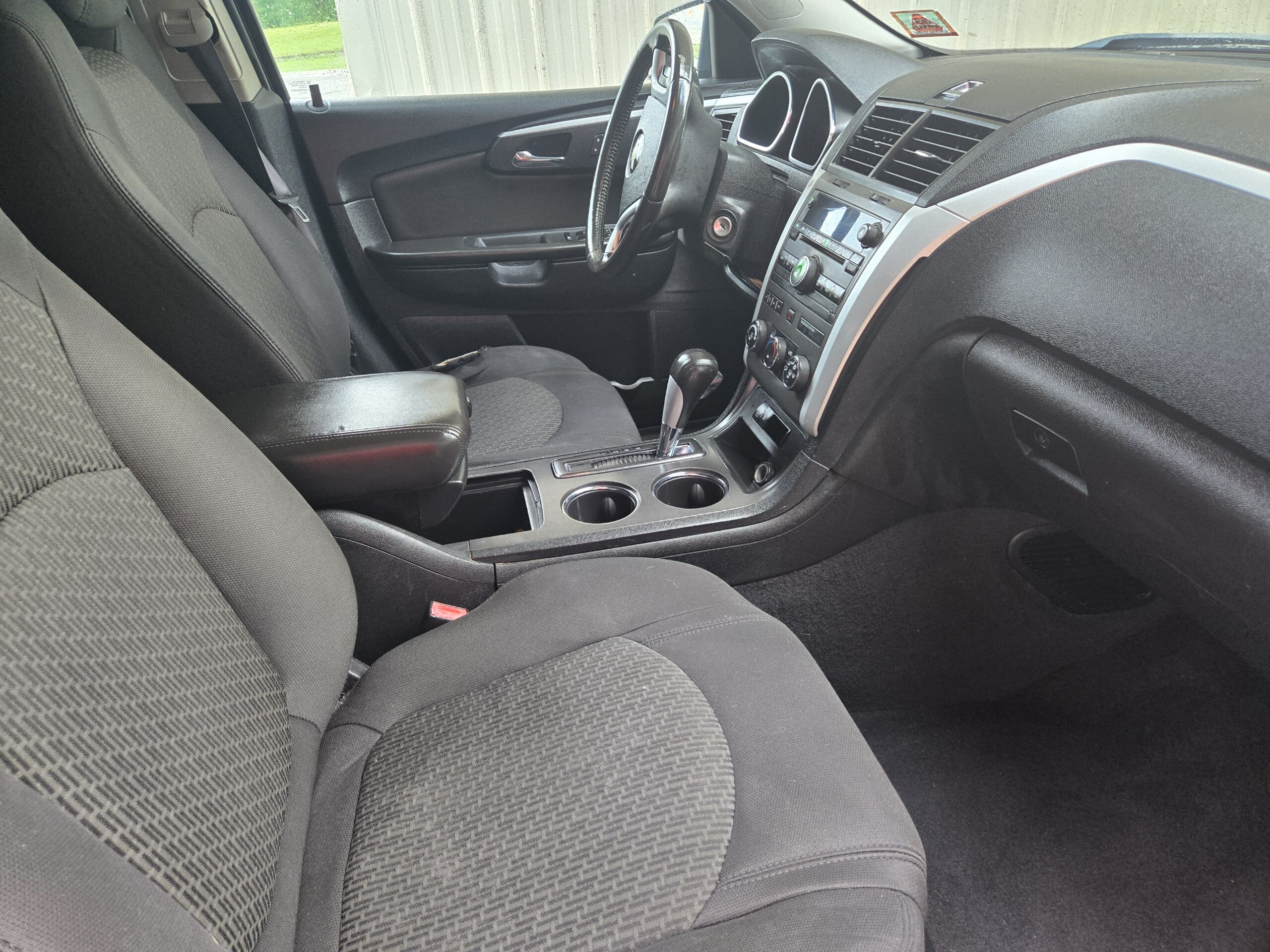 
								2010 Chevrolet Traverse full									