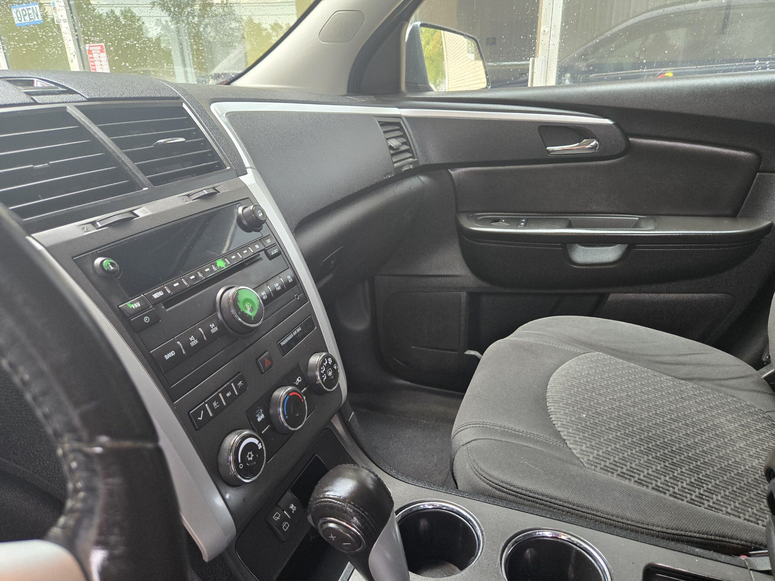 
								2010 Chevrolet Traverse full									
